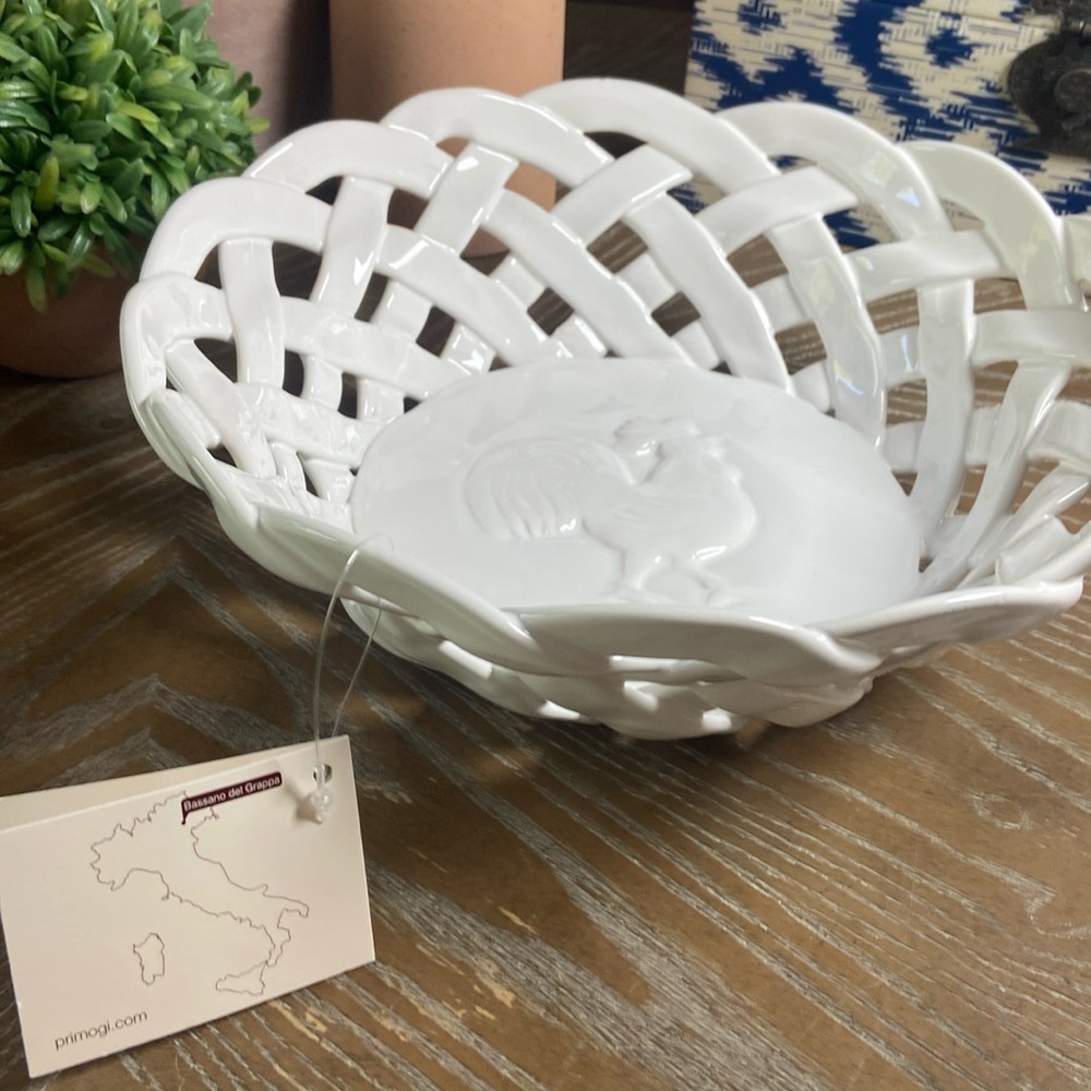 NEW! Farmhouse Rooster Creamy White Ceramic Italian Pottery Braided Basket Bowl - Picture 6 of 10